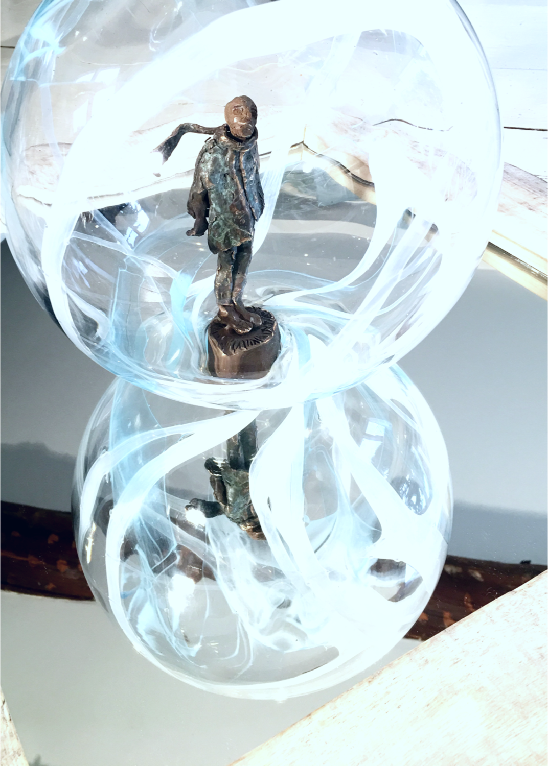 Large dans ma bulle bronze patin bulle en verre souffl la canne 5kg 30x30 cm pi ce unique 3000 euros