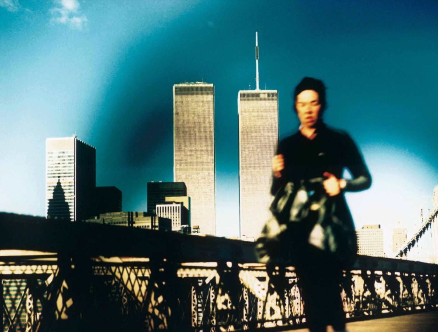 Large 26 jogger brooklyn bridge ete 1999 by herve saint helier