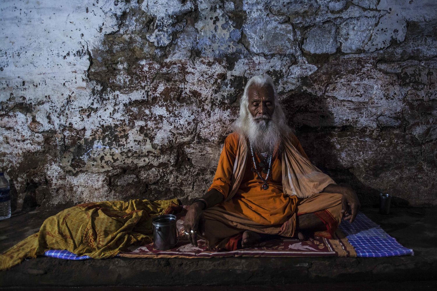 Large varanasi india 2013 8