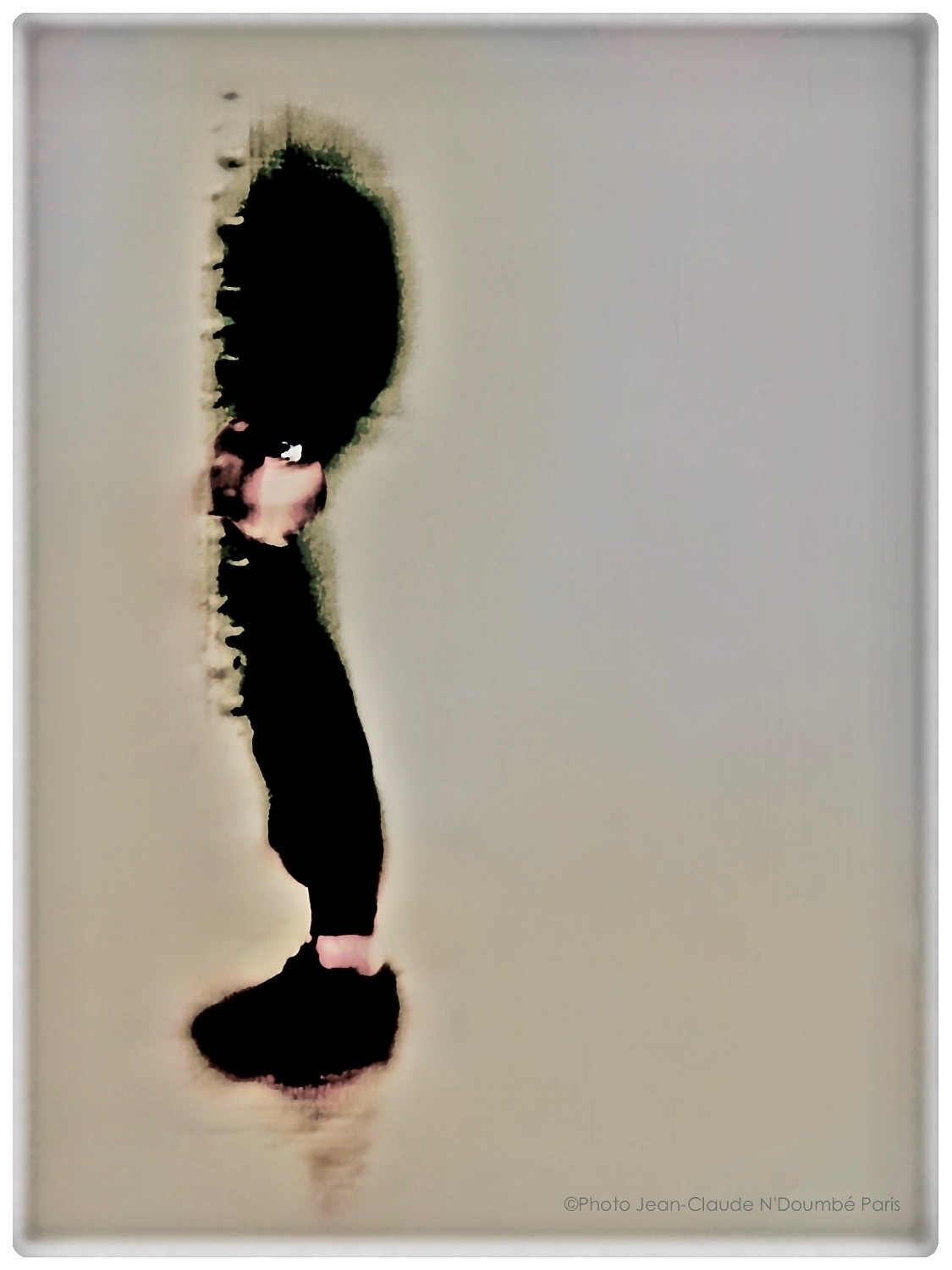 Large waiting paris2017 ptirage pro pigmentaire baryte hahnemuhle cadre nielsen bois noir 40x50 passe partout fenetre 24x36 450